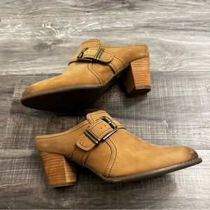 Vionics Cheyenne Taupe leather clogs